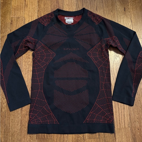 Spyder Black and Dark Red Patterned Top - Picture 1 of 3